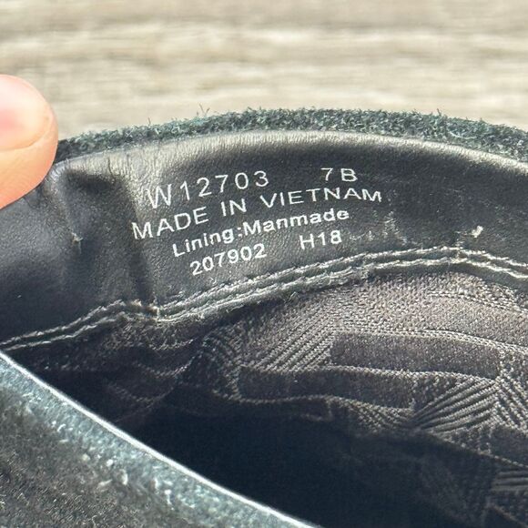 Cole Haan Grand Riona Ankle Bootie Slouch Back Zip Black Suede Womens Size 7B - Picture 6 of 9